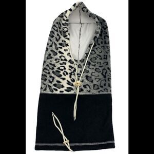 Arctic Summit 6-in-1 Reversible Hood Leopard Gray